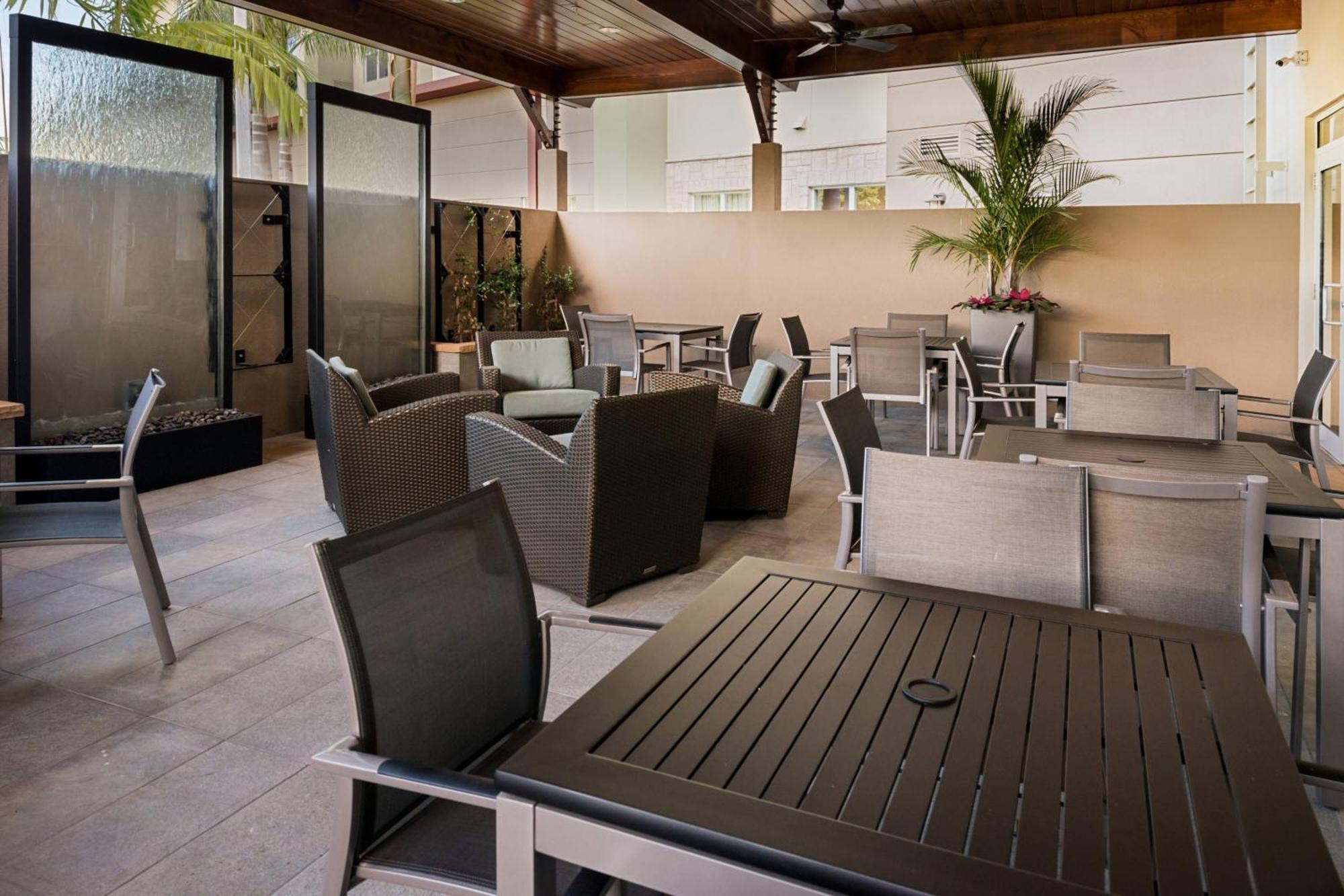 Residence Inn By Marriott Miami West/Fl Turnpike Хиалеа Гардънс Екстериор снимка