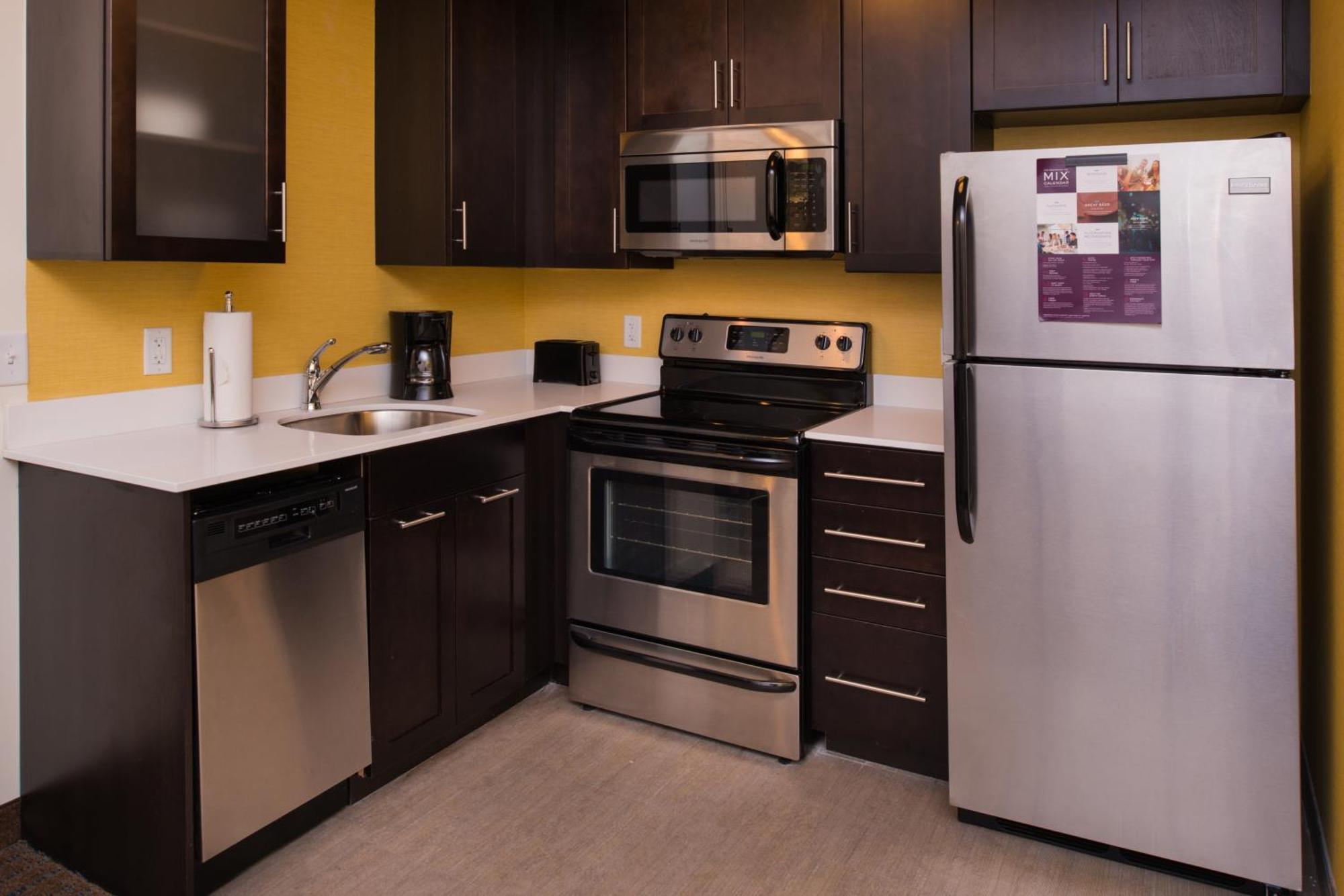 Residence Inn By Marriott Miami West/Fl Turnpike Хиалеа Гардънс Екстериор снимка