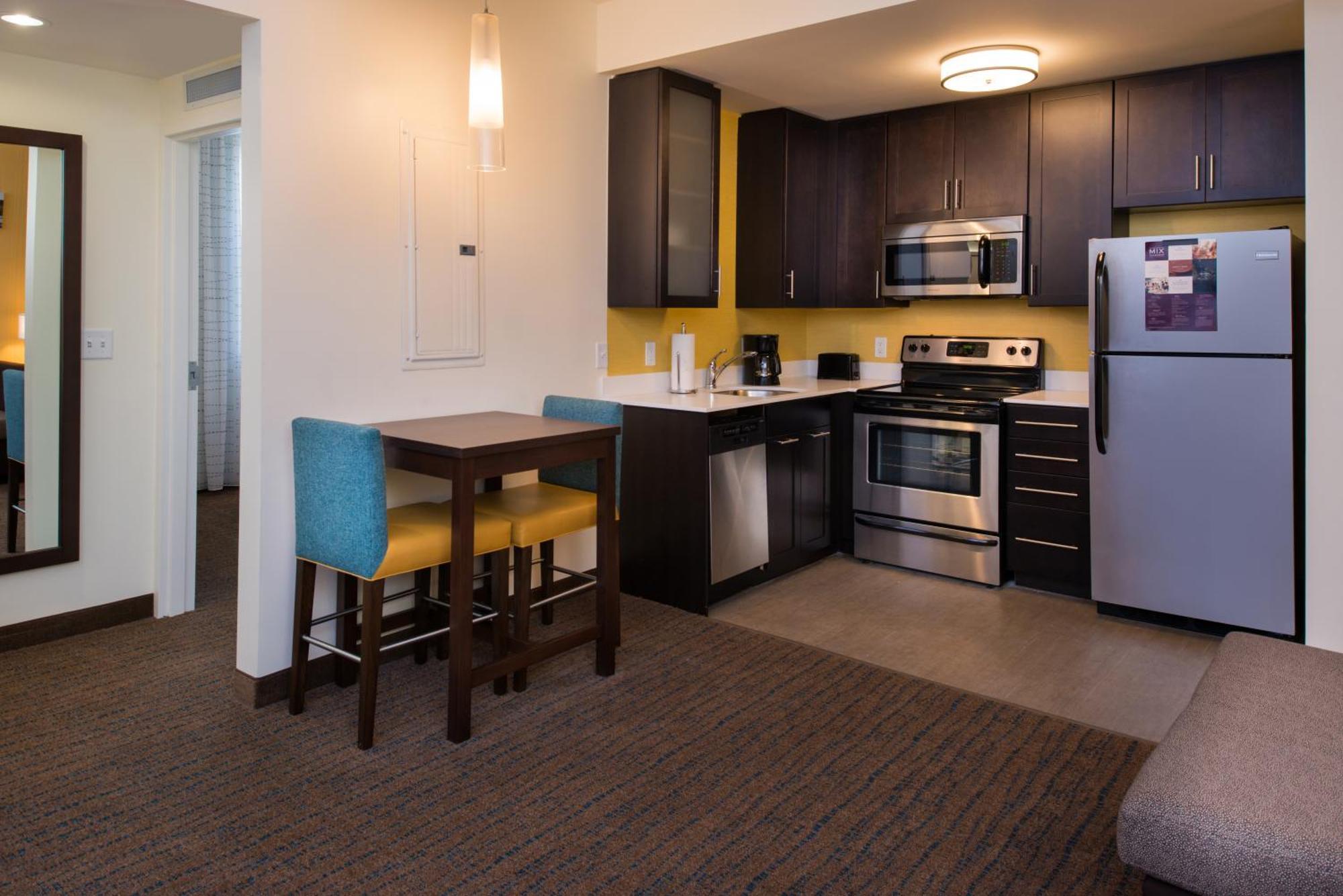 Residence Inn By Marriott Miami West/Fl Turnpike Хиалеа Гардънс Екстериор снимка