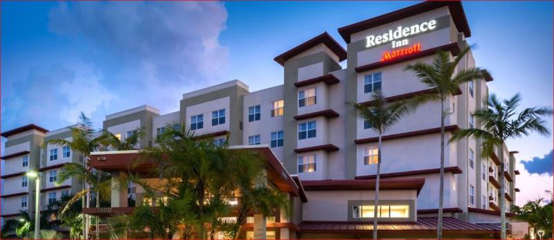 Residence Inn By Marriott Miami West/Fl Turnpike Хиалеа Гардънс Екстериор снимка